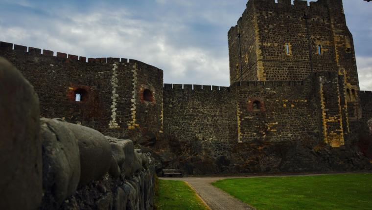 La louange qui fait tomber la muraille !