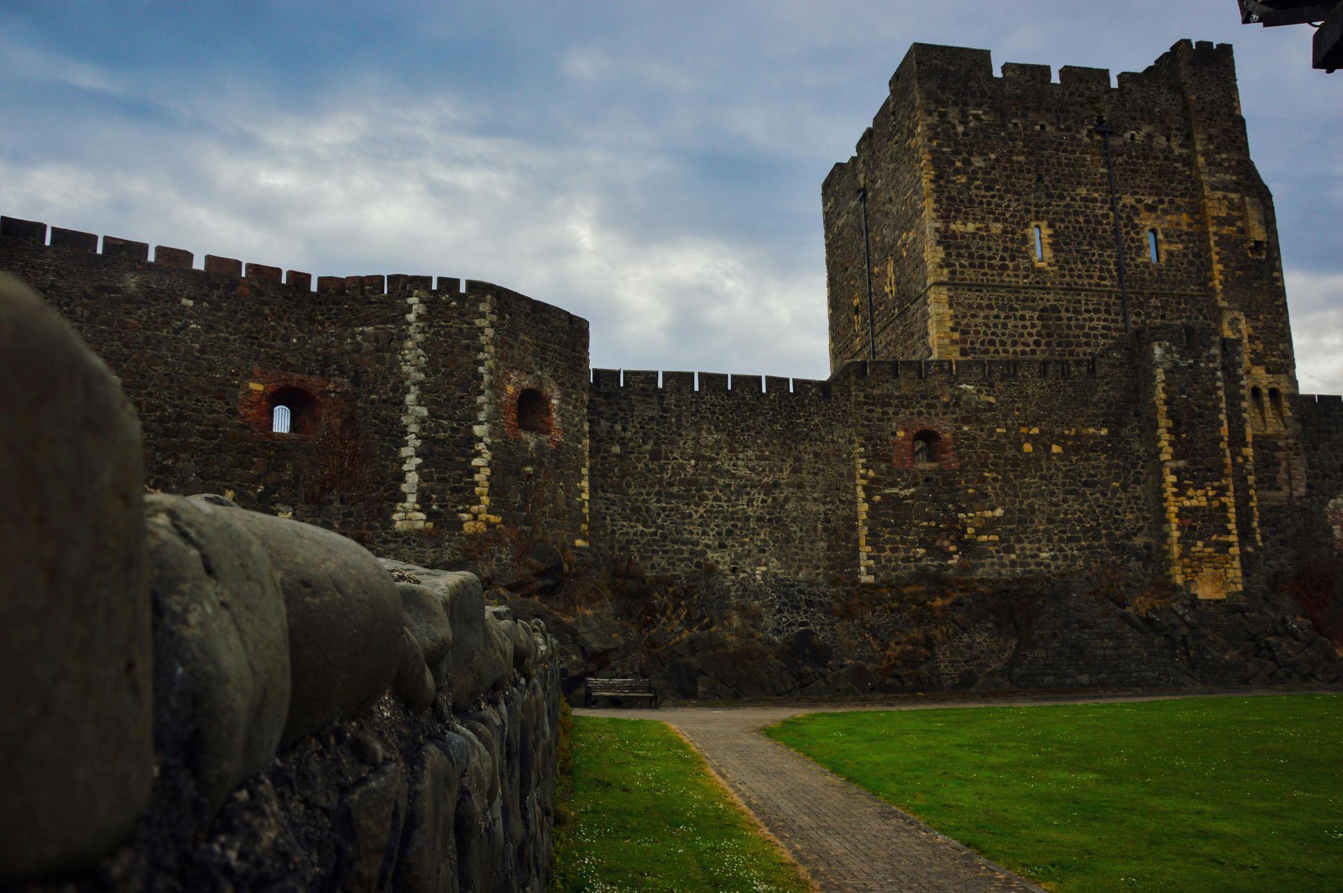 La louange qui fait tomber la muraille !